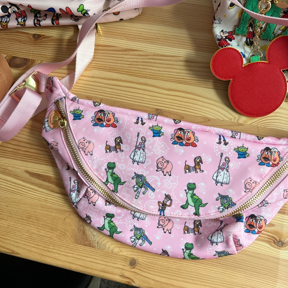 Stoney Clover Lane jumbo Fanny